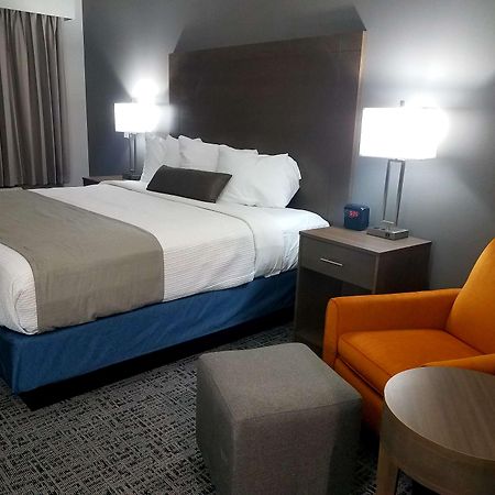 Best Western Plus Wayland Hotel Shelbyville Exterior photo